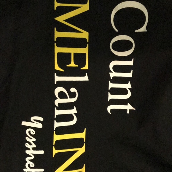 Graphic Tees - Picture 4 of 7